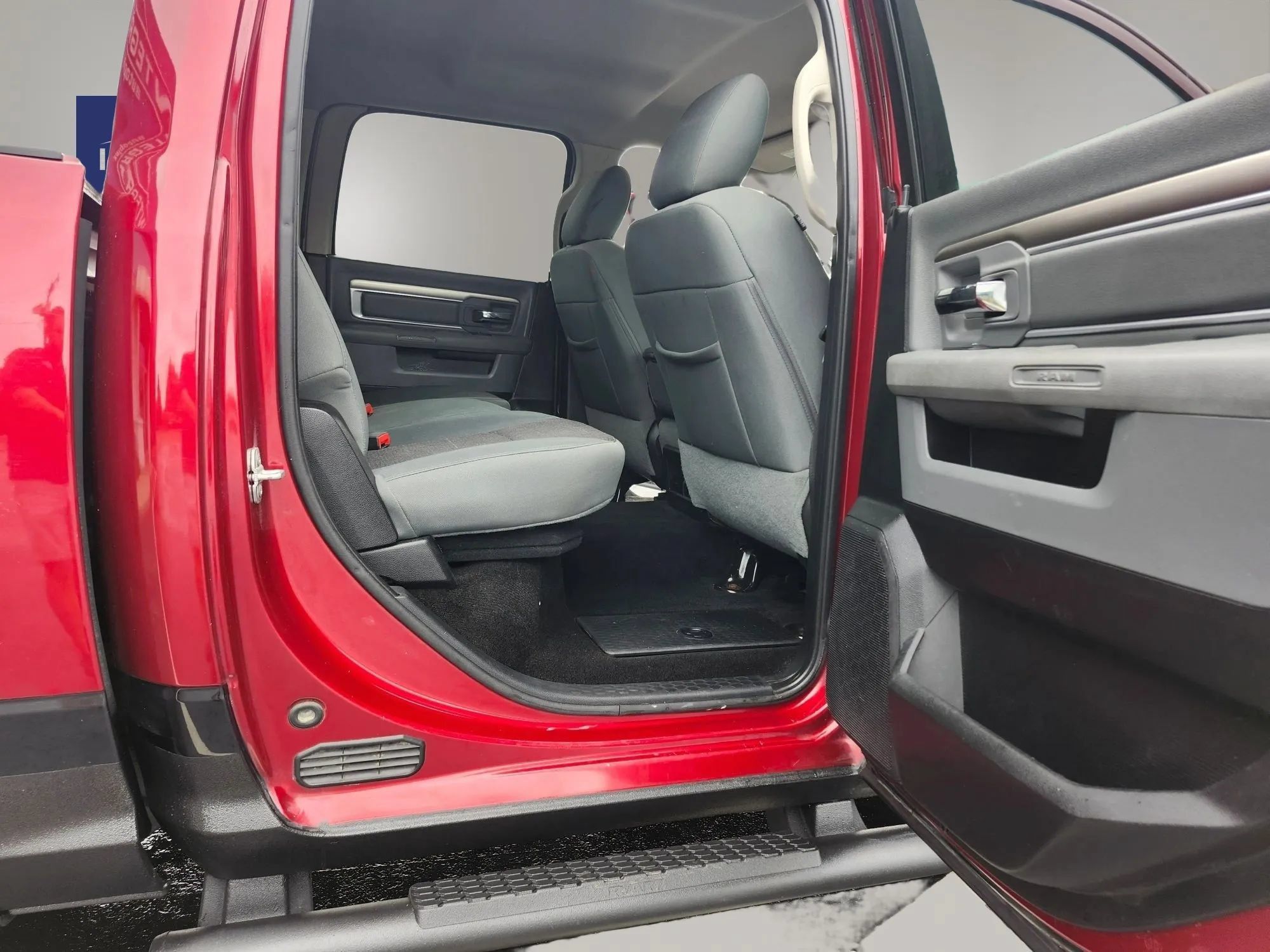 Used 2015 RAM 1500 Outdoorsman AWD/4WD image 28