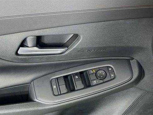 New 2026 Nissan Sentra SV FWD image 17
