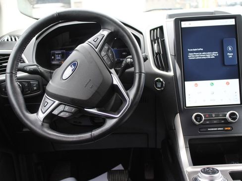 Used 2023 Ford Edge SEL w/ Convenience Package AWD/4WD image 10