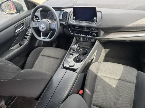 Used 2024 Nissan Rogue SV AWD/4WD image 20
