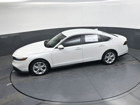 New 2026 Honda Accord LX image 26