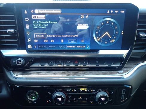 Used 2024 Chevrolet Silverado 1500 LT image 14