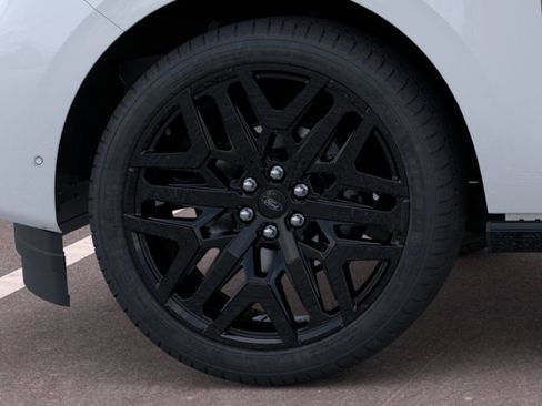 New 2026 Ford Expedition Platinum w/ Stealth Performance Package AWD/4WD image 19