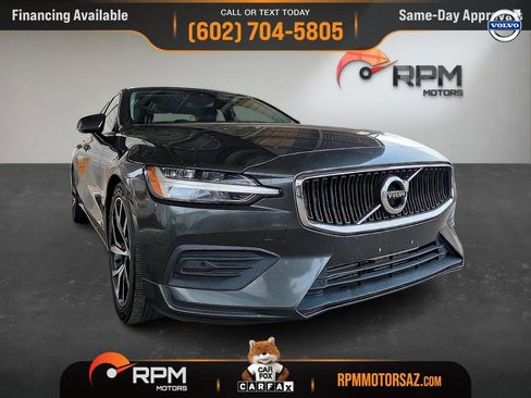 Used 2019 Volvo S60 T6 Momentum w/ Premium Package image 21