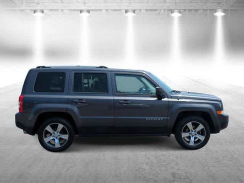 Used 2016 Jeep Patriot High Altitude FWD image 9