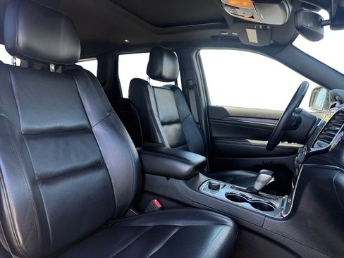 Certified 2019 Jeep Grand Cherokee Limited image 15