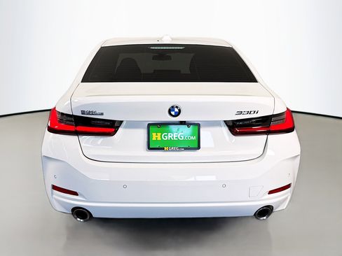 Used 2025 BMW 330i Sedan w/ M Sport Package image 8