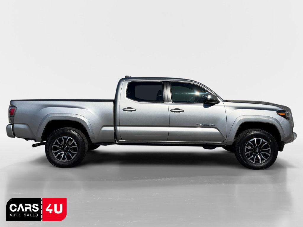 Used 2022 Toyota Tacoma TRD Sport w/ TRD Premium Sport Package AWD/4WD image 8