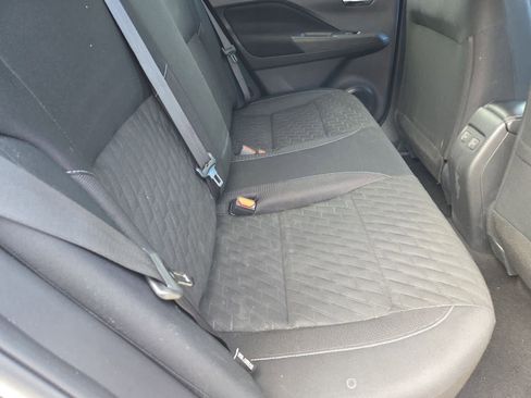 Used 2022 Nissan Kicks SV image 19