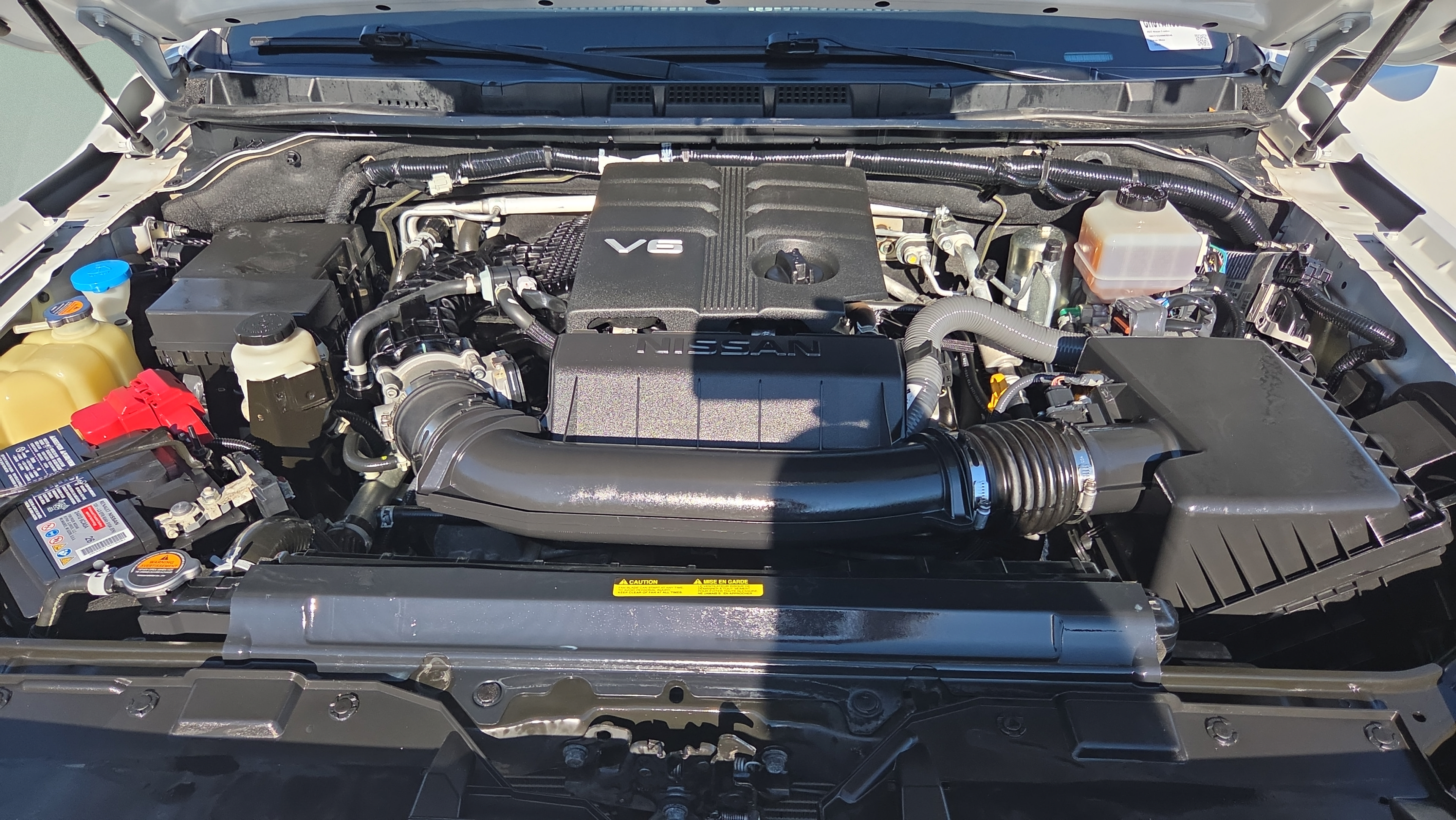 Used 2022 Nissan Frontier SV AWD/4WD image 6