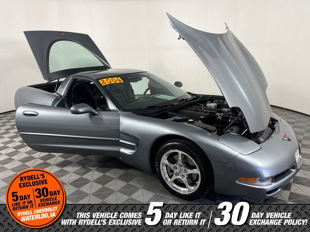 Used 2004 Chevrolet Corvette Coupe RWD image 14