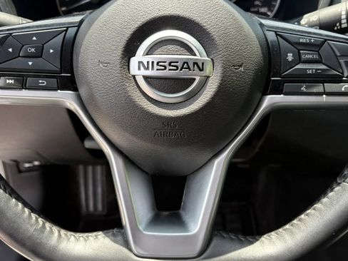 Used 2019 Nissan Altima 2.5 SV AWD/4WD image 18