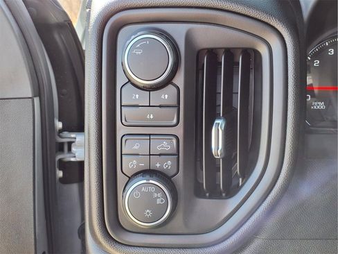 Used 2024 Chevrolet Silverado 2500 Custom w/ Custom Convenience Package image 17