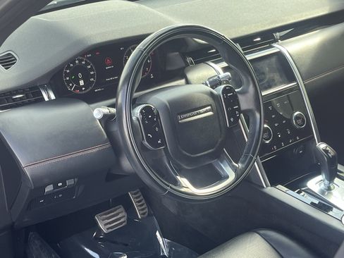 Used 2020 Land Rover Discovery Sport SE R-Dynamic image 15
