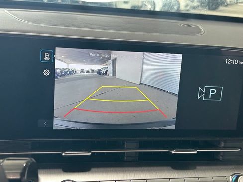 Used 2024 Hyundai Kona SEL FWD image 18