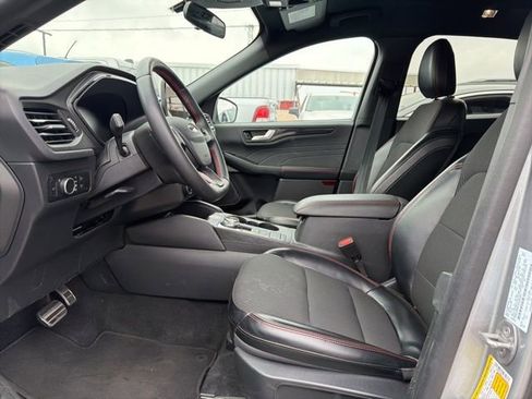 Used 2024 Ford Escape ST-Line image 11