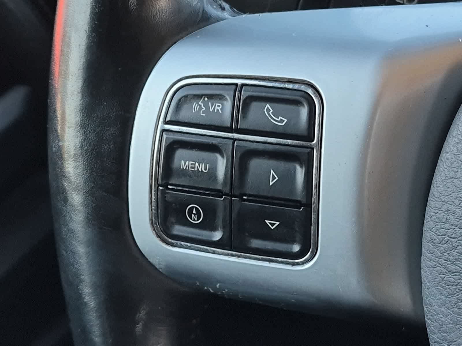 Used 2011 Jeep Wrangler Sahara w/ Dual Top Group AWD/4WD image 22