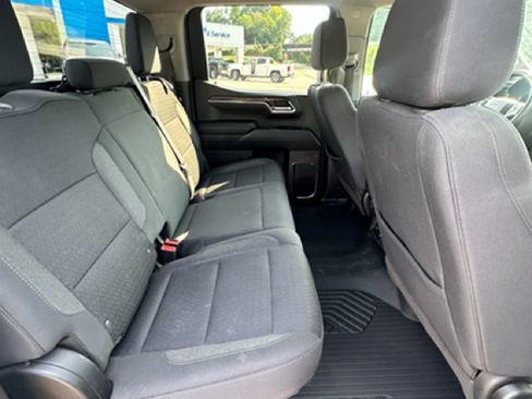 Used 2025 Chevrolet Silverado 1500 LT RWD image 22