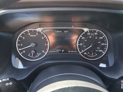 Used 2023 Nissan Rogue SV FWD image 12