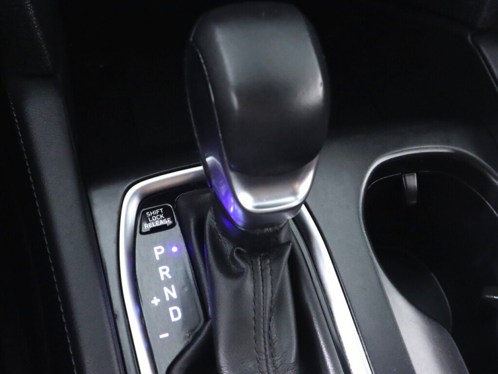 Used 2020 Hyundai Santa Fe Limited FWD image 26