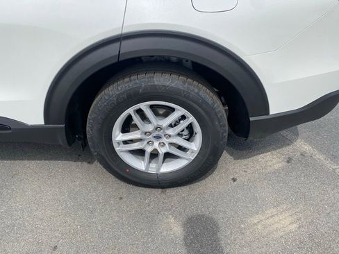 New 2026 Ford Explorer Active image 32