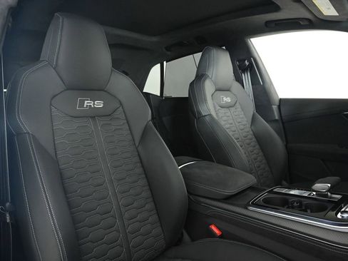 New 2025 Audi RS Q8 performance image 15