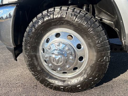 Used 2020 RAM 3500 Laramie image 37