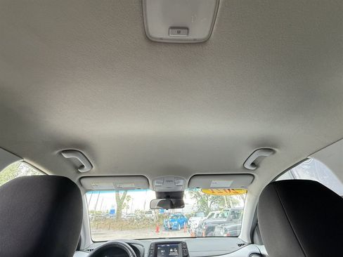 Used 2021 Hyundai Kona SEL FWD image 17