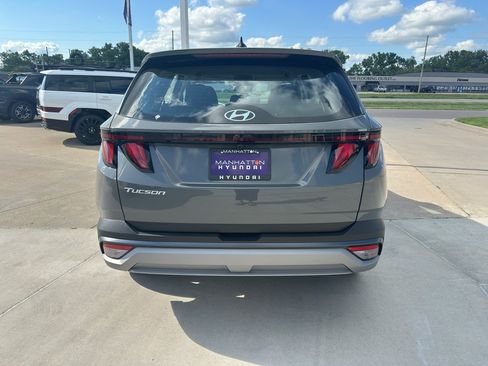 New 2026 Hyundai Tucson SE FWD image 9