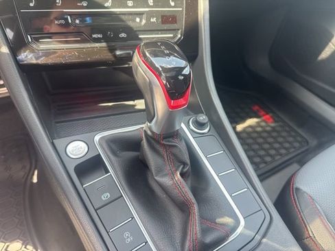 New 2026 Volkswagen Jetta GLI Autobahn FWD image 10
