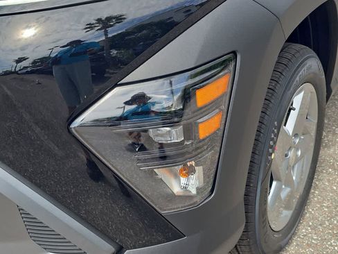 New 2026 Hyundai Kona SE AWD/4WD image 11