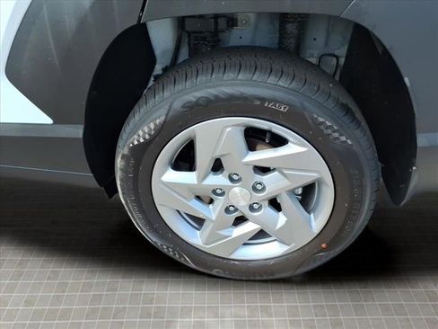 New 2026 Hyundai Kona SE AWD/4WD image 10
