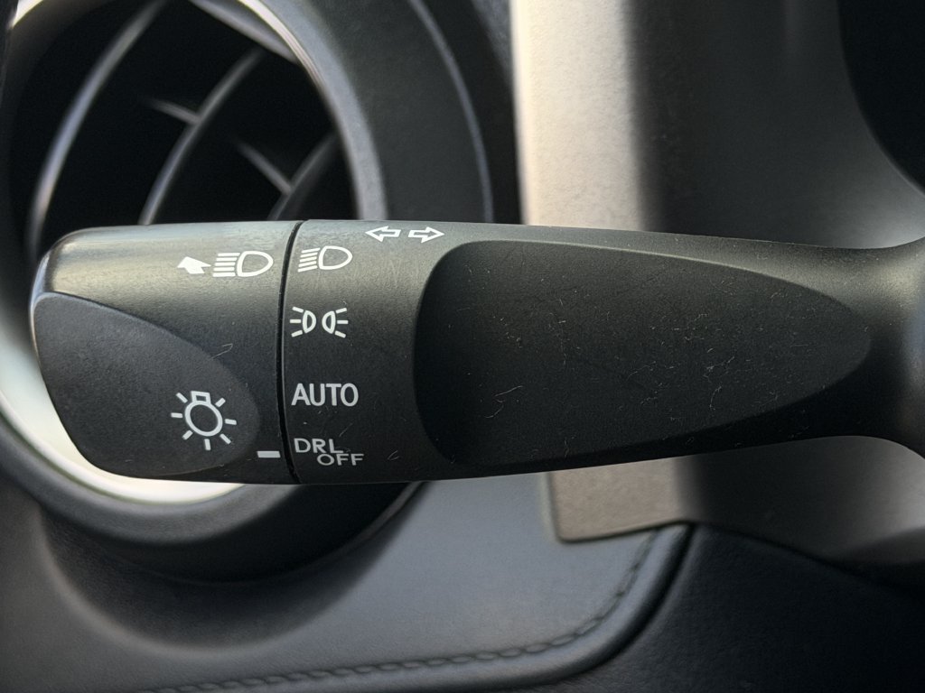 Used 2017 Toyota RAV4 LE FWD image 21