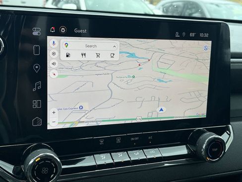 New 2025 Chevrolet Colorado W/T image 15