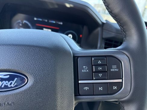 Used 2025 Ford F150 Lightning Lariat image 29