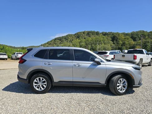 Used 2023 Honda CR-V LX image 14