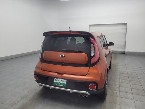 Used 2018 Kia Soul ! w/ Tech Package FWD image 7