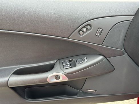 Used 2005 Chevrolet Corvette Coupe w/ Preferred Equipment Group image 16