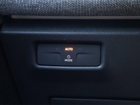 New 2025 Volkswagen Tiguan S image 18