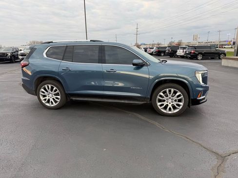 Used 2025 GMC Acadia Denali w/ Super Cruise Package image 4