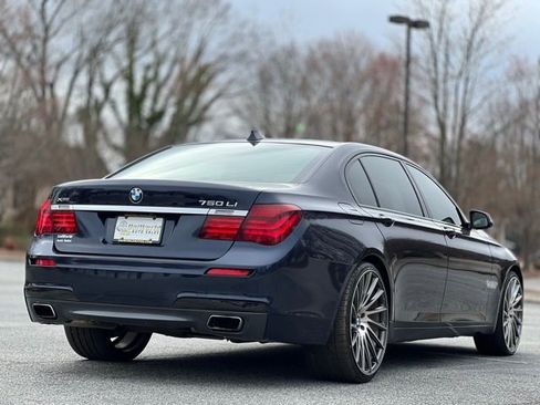 Used 2014 BMW 750Li xDrive image 5
