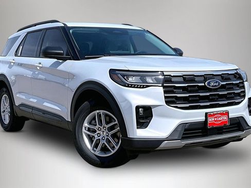 New 2026 Ford Explorer Active w/ Active Comfort Package image 1