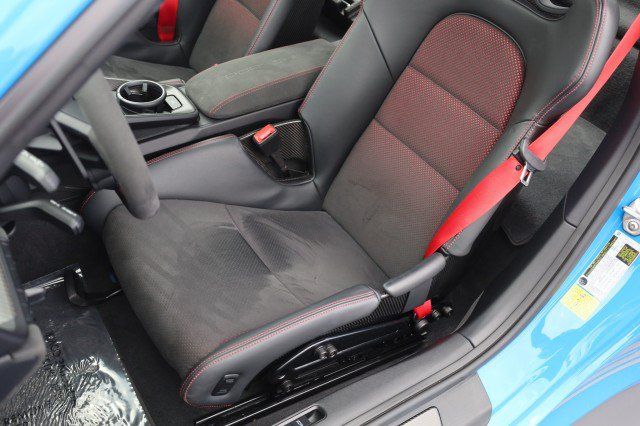 Used 2024 Porsche 911 GT3 RS w/ Weissach Package RWD image 27