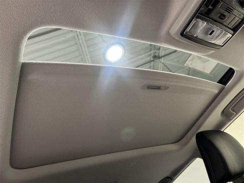 Used 2023 Toyota 4Runner Limited image 22