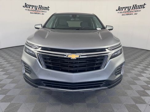 Used 2024 Chevrolet Equinox LT FWD image 5