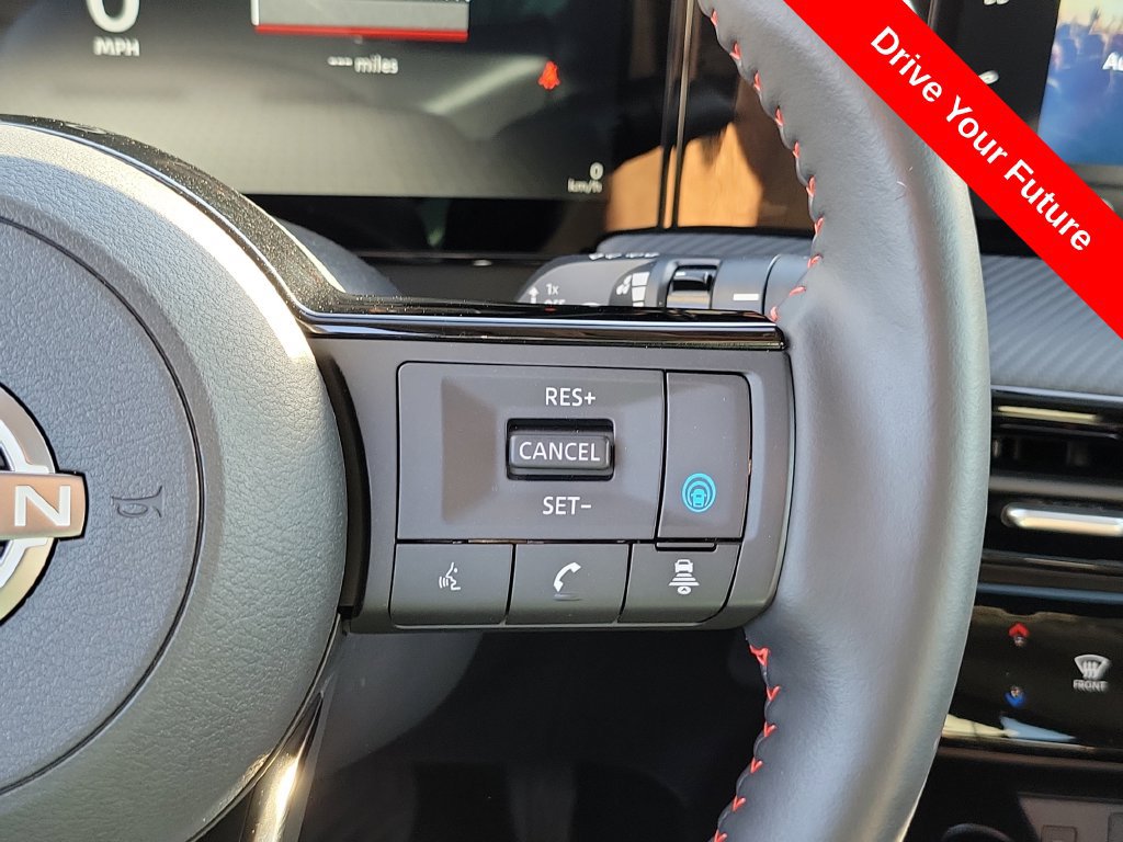 Used 2026 Nissan Kicks SR w/ SR Premium Package FWD image 8