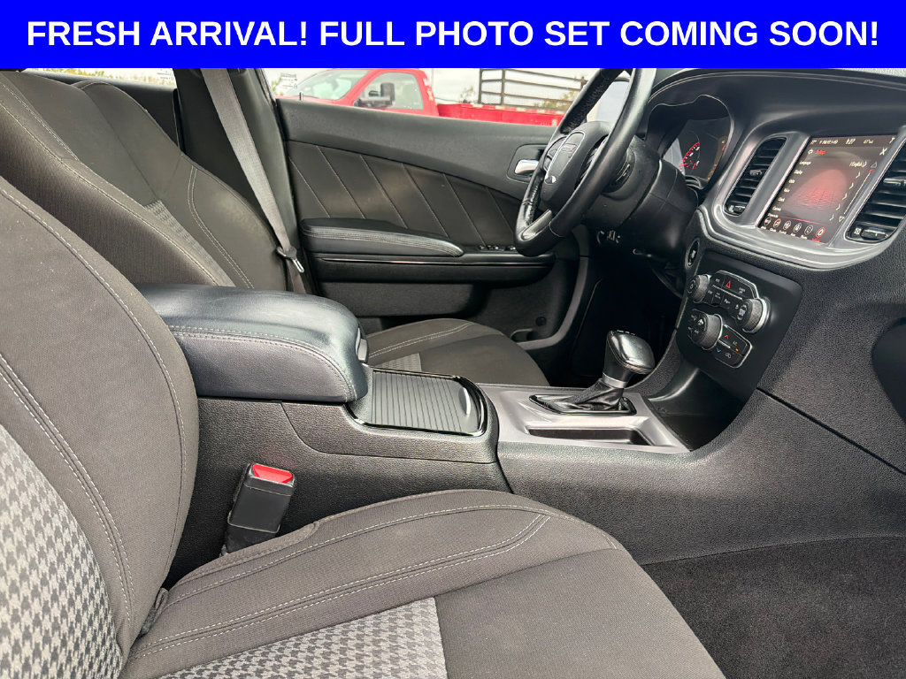 Used 2023 Dodge Charger SXT w/ Blacktop Package AWD/4WD image 26