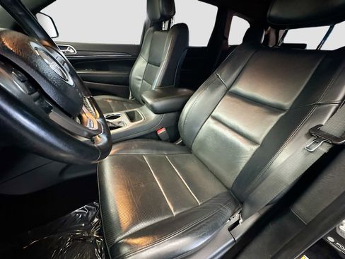 Used 2021 Jeep Grand Cherokee Limited w/ Luxury Group II image 11