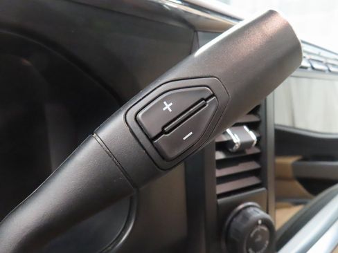 Used 2024 Ford F250 Lariat w/ Lariat Ultimate Package image 49