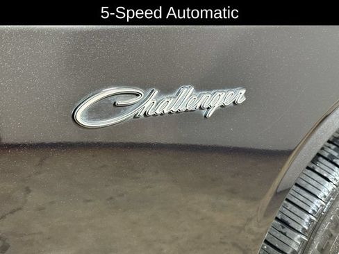 Used 2010 Dodge Challenger R/T RWD image 14